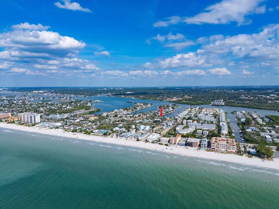 Property photo for 711 E GULF BOULEVARD, Indian Rocks Beach, FL