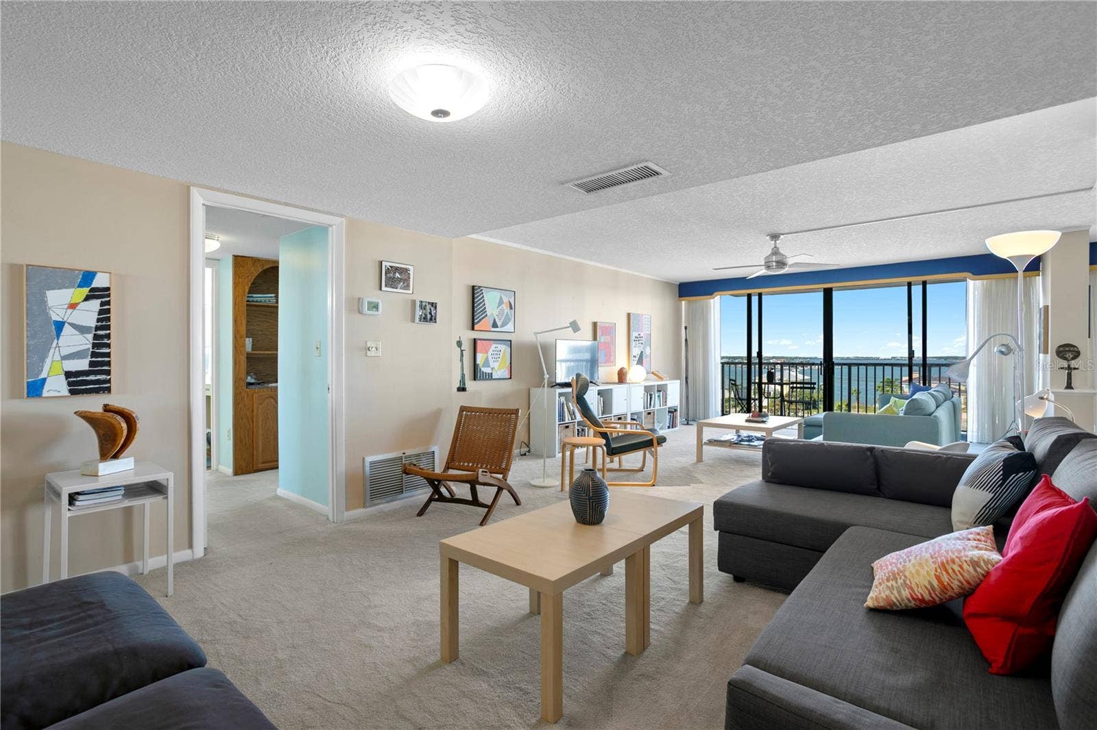 450 TREASURE ISLAND CAUSEWAY, #702, Treasure Island, FL 33706 450 TREASURE ISLAND CAUSEWAY, #702, Treasure Island, FL 33706