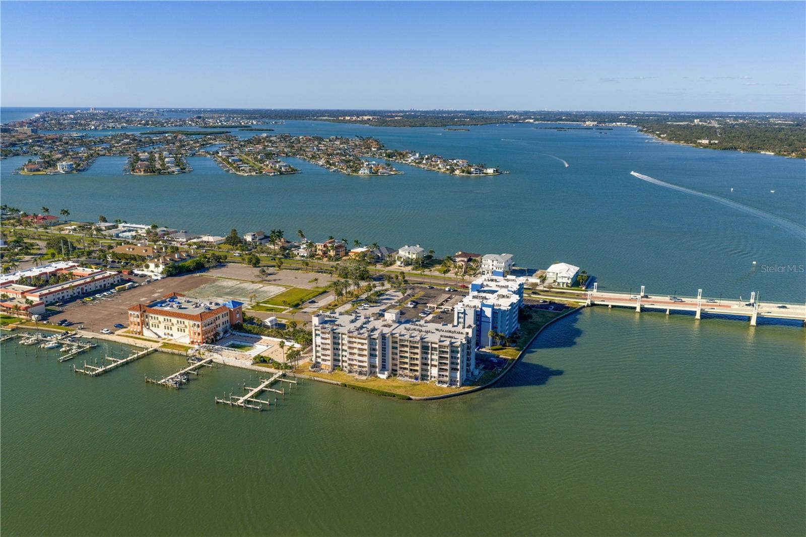 450 TREASURE ISLAND CAUSEWAY, #702, Treasure Island, FL 33706 450 TREASURE ISLAND CAUSEWAY, #702, Treasure Island, FL 33706