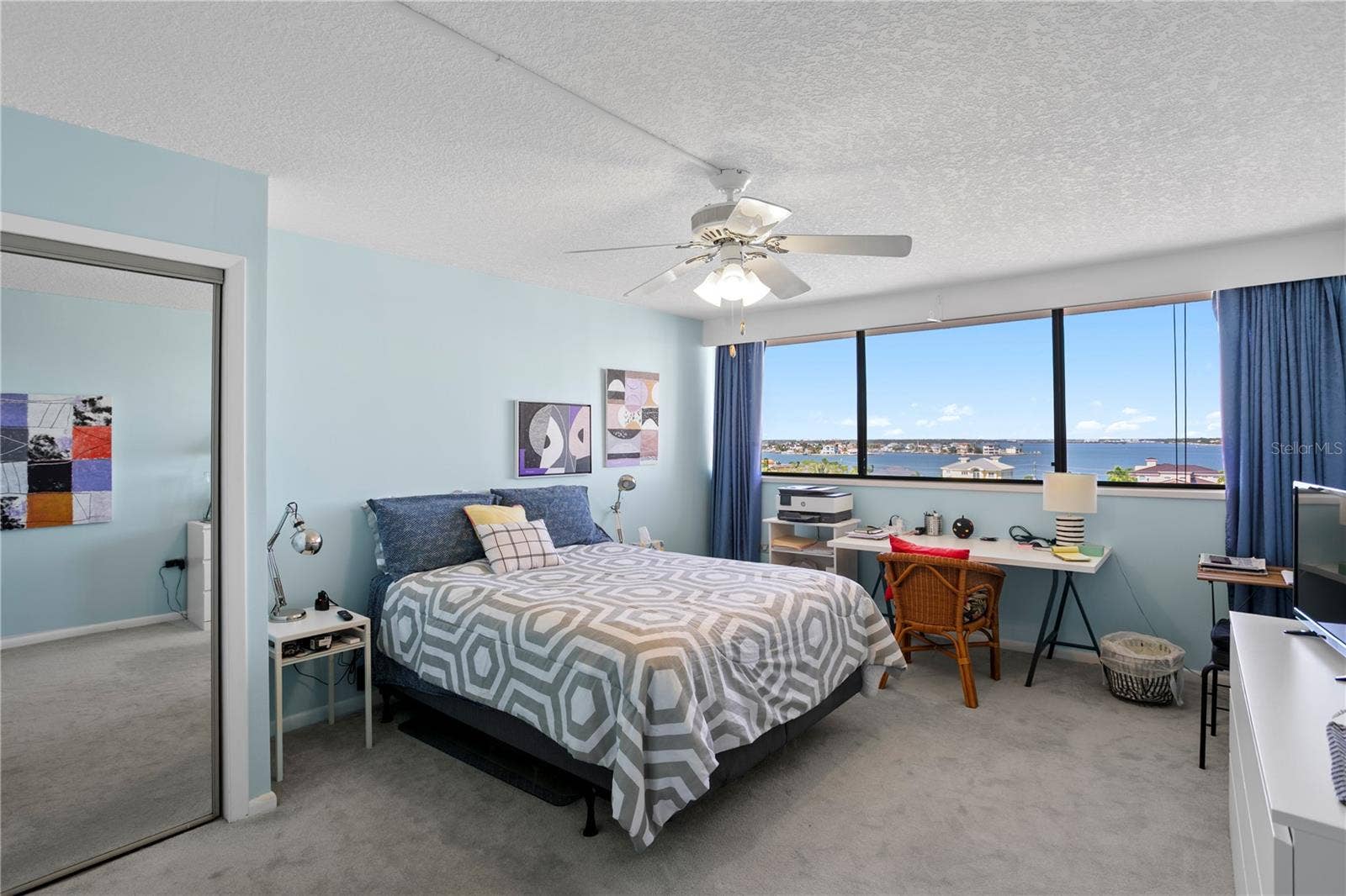 450 TREASURE ISLAND CAUSEWAY, #702, Treasure Island, FL 33706 450 TREASURE ISLAND CAUSEWAY, #702, Treasure Island, FL 33706