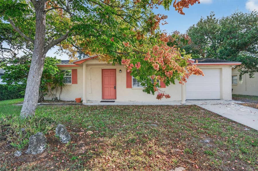 Property photo for 10102 GLEN MOOR LANE, Port Richey, FL