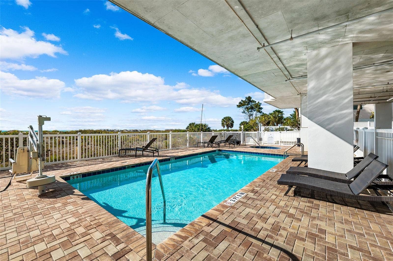 10116 GULF BOULEVARD, #502W, Treasure Island, FL 33706