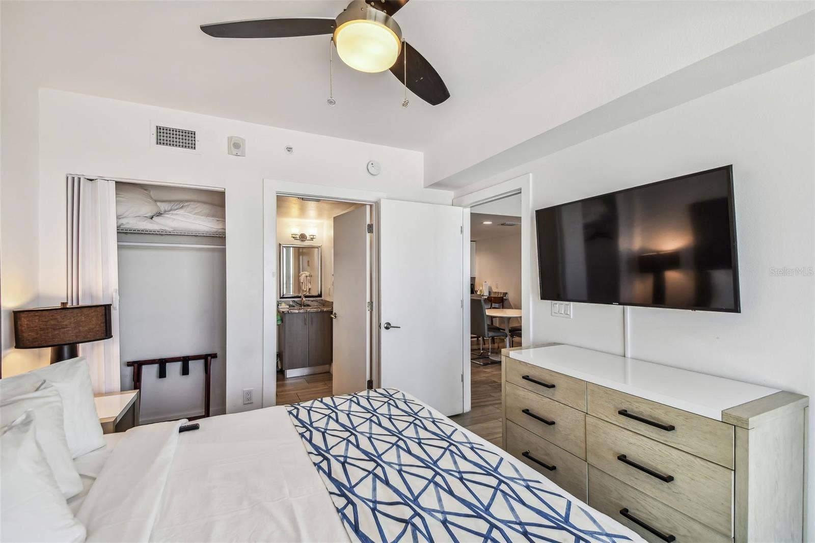 10116 GULF BOULEVARD, #502W, Treasure Island, FL 33706