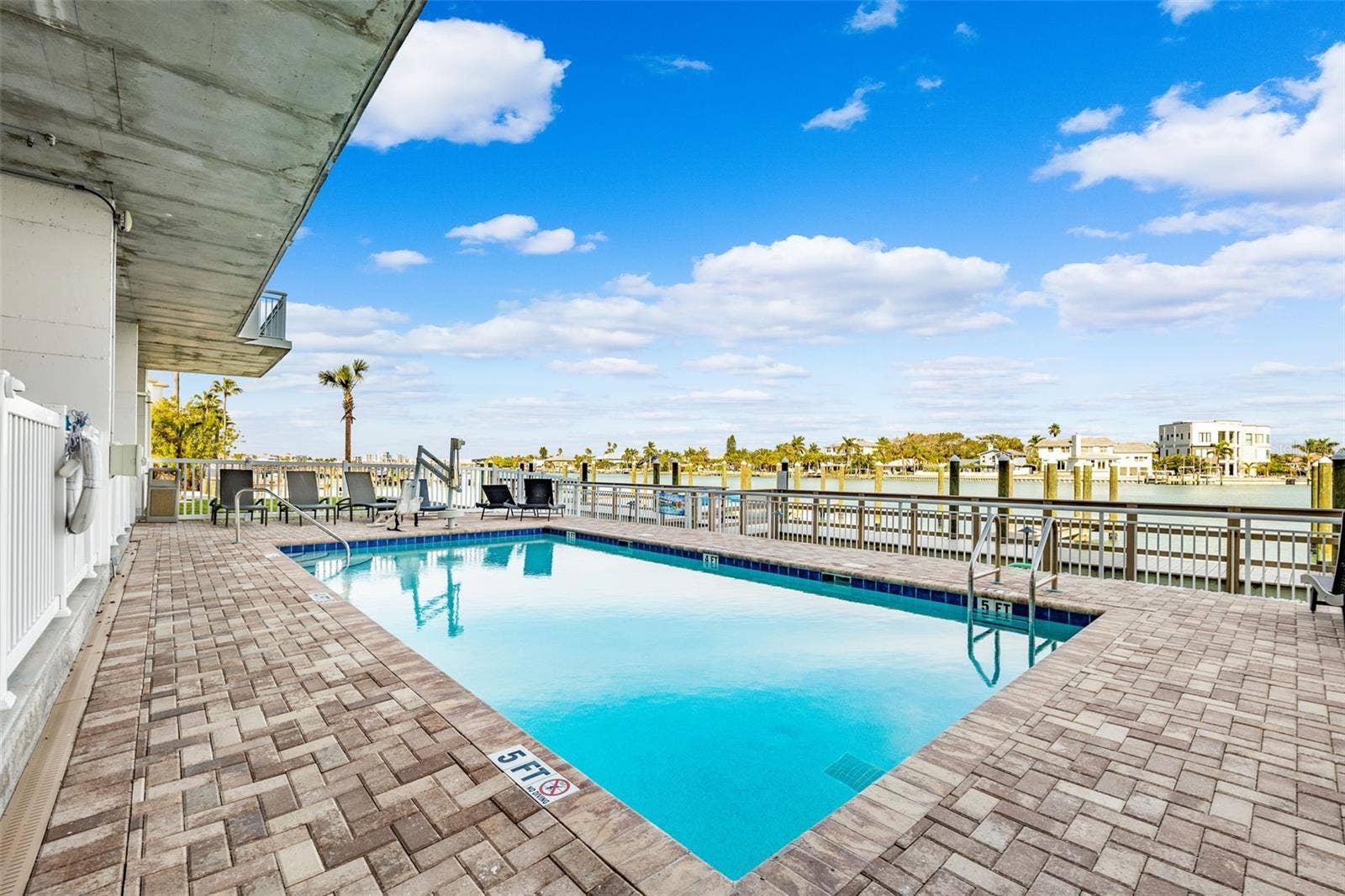 10116 GULF BOULEVARD, #502W, Treasure Island, FL 33706