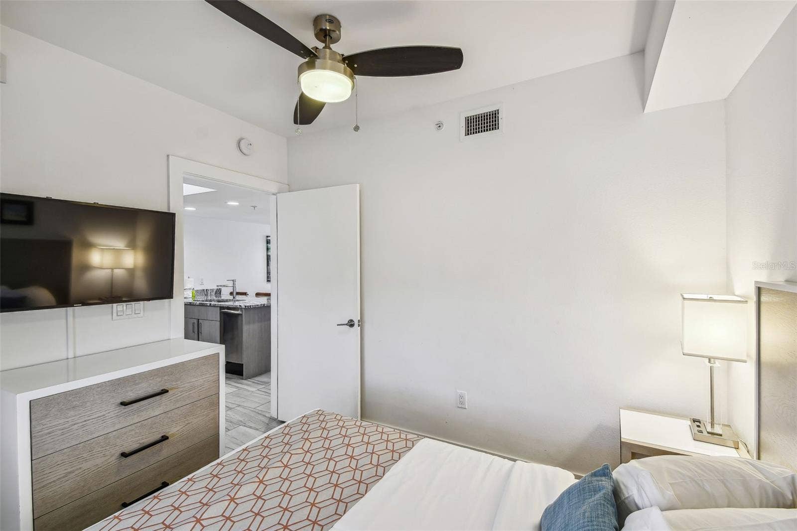 10116 GULF BOULEVARD, #502W, Treasure Island, FL 33706