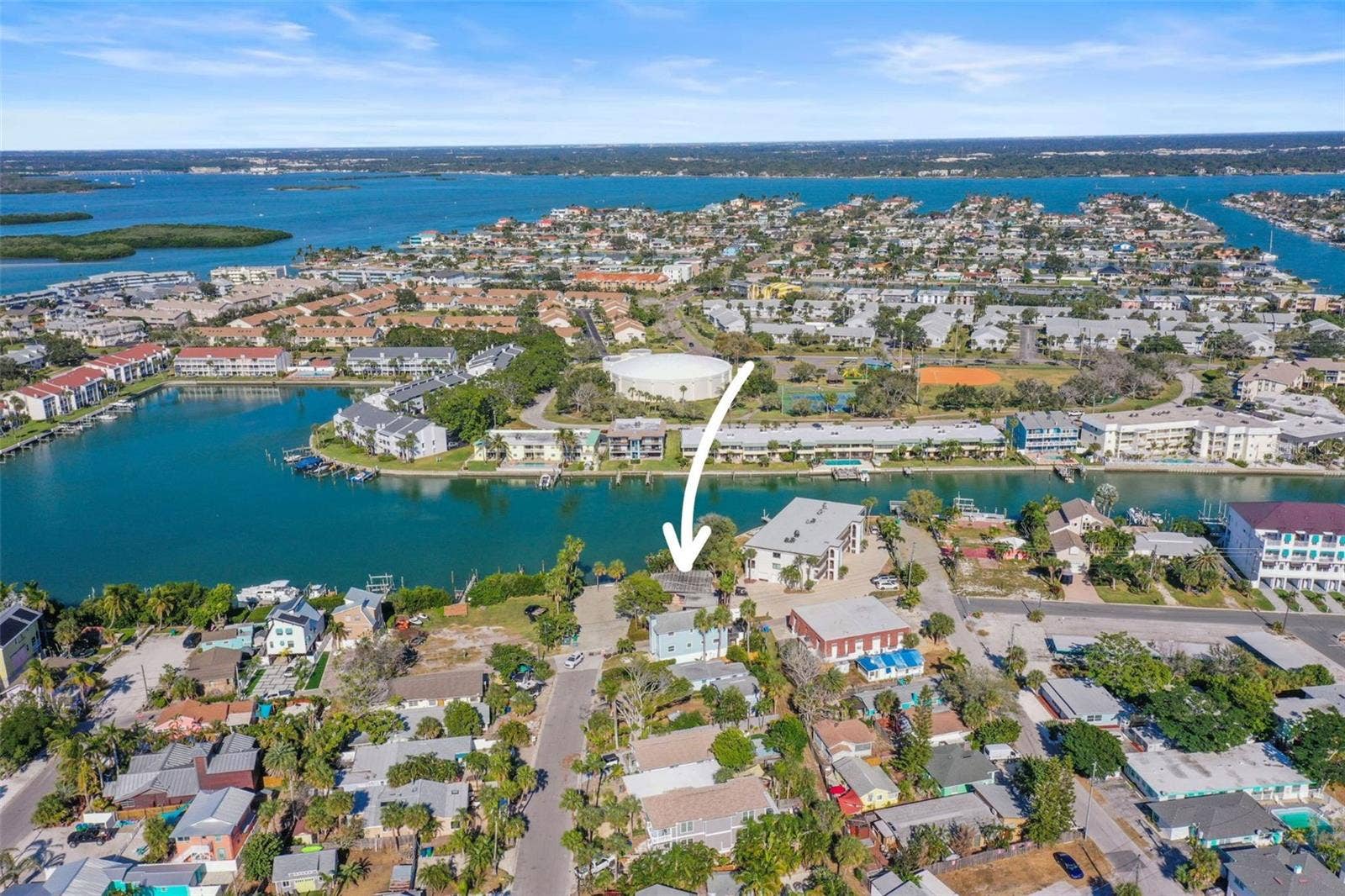 11921 LAGOON LANE, Treasure Island, FL 33706