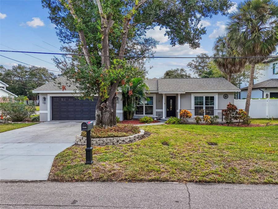 Property photo for 2 S TREASURE DRIVE, Tampa, FL