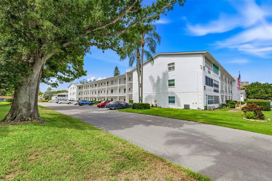 Property photo for 400 GLENNES LANE, #206, Dunedin, FL