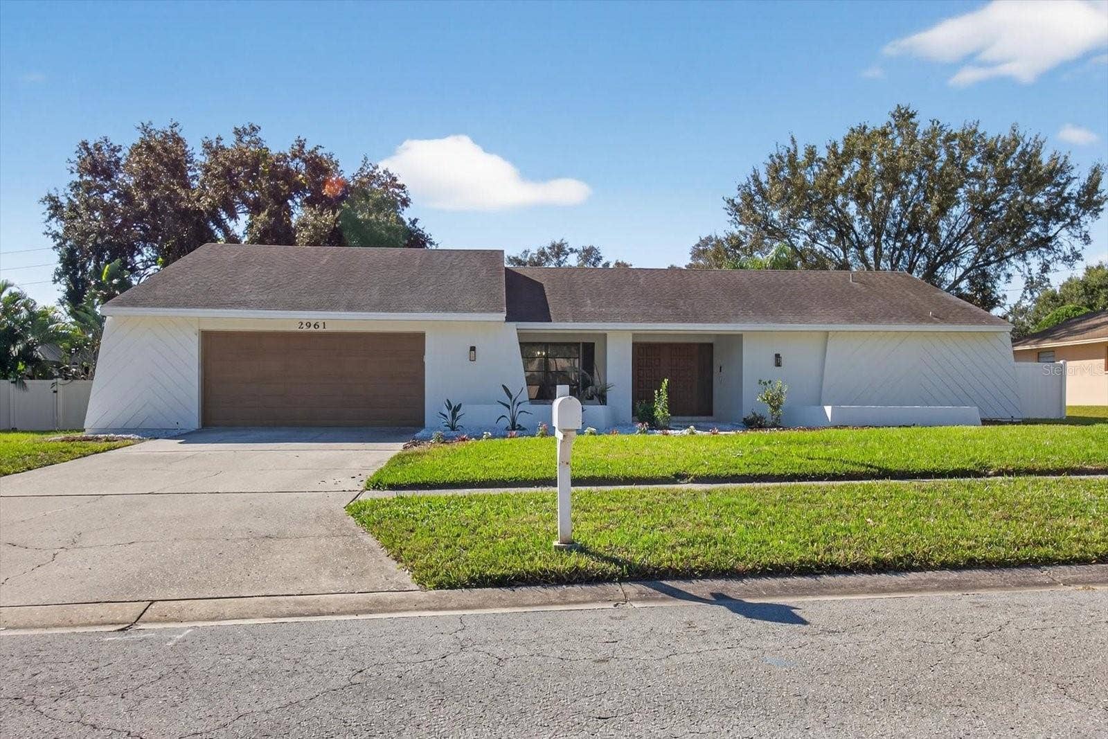 2961 HEATHER TRAIL, Clearwater, FL 33761 2961 HEATHER TRAIL, Clearwater, FL 33761
