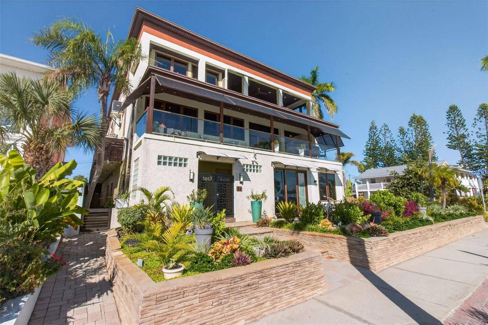5659 SHORE BOULEVARD S, Gulfport, FL 33707 5659 SHORE BOULEVARD S, Gulfport, FL 33707