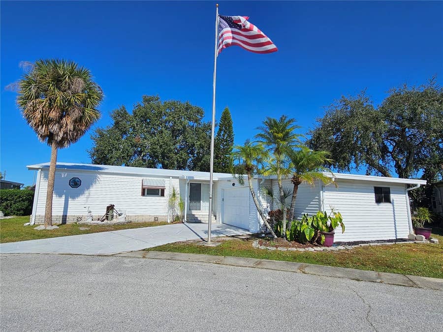 Property photo for 101 DOLPHIN DRIVE N, Oldsmar, FL