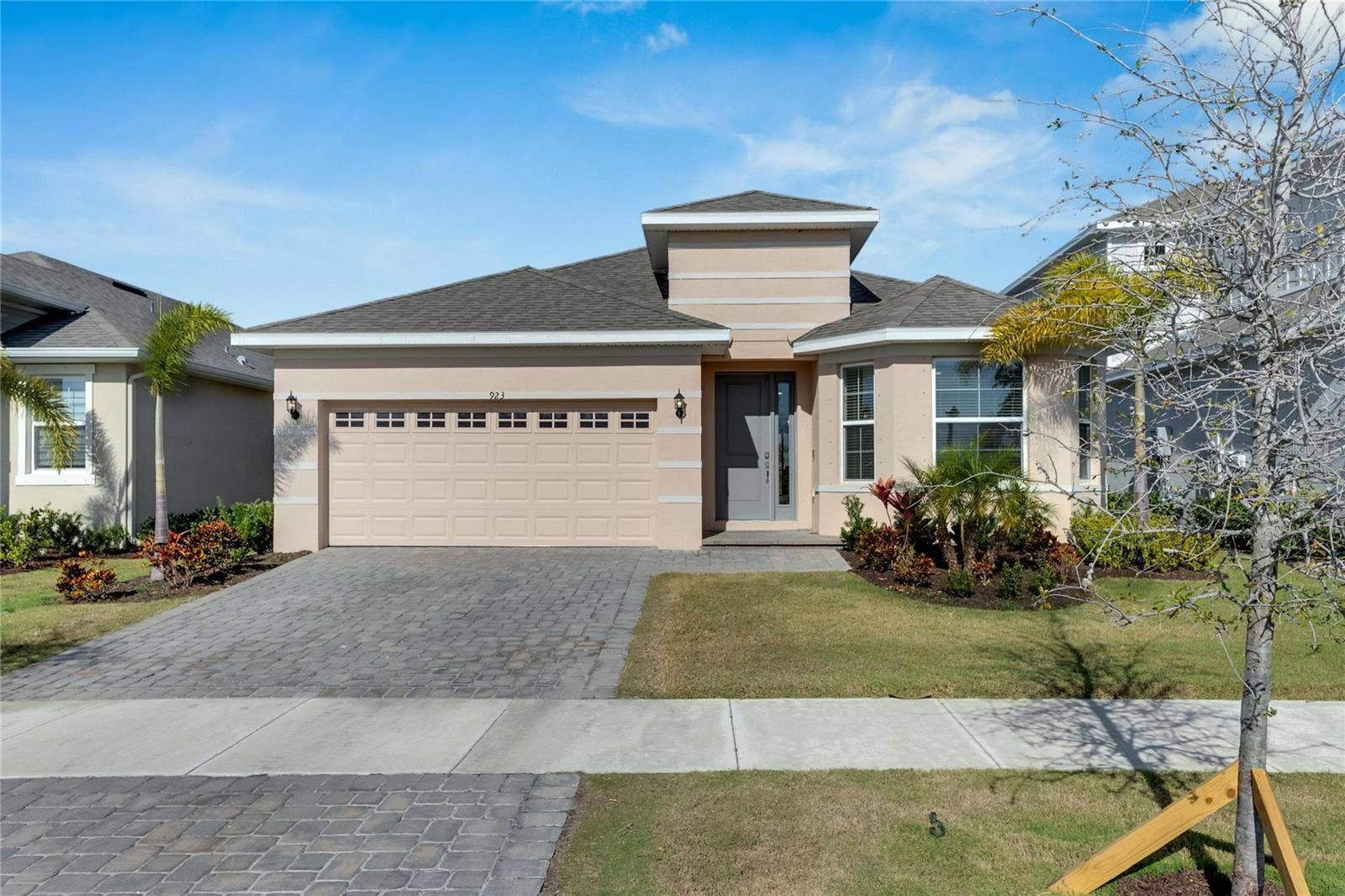 923 SIGNET DRIVE, Apollo Beach, FL 33572 923 SIGNET DRIVE, Apollo Beach, FL 33572
