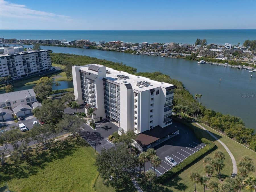 Property photo for 11730 SHIPWATCH DRIVE, #402, Largo, FL