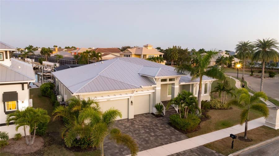 Property photo for 5603 TYBEE ISLAND DRIVE, Apollo Beach, FL