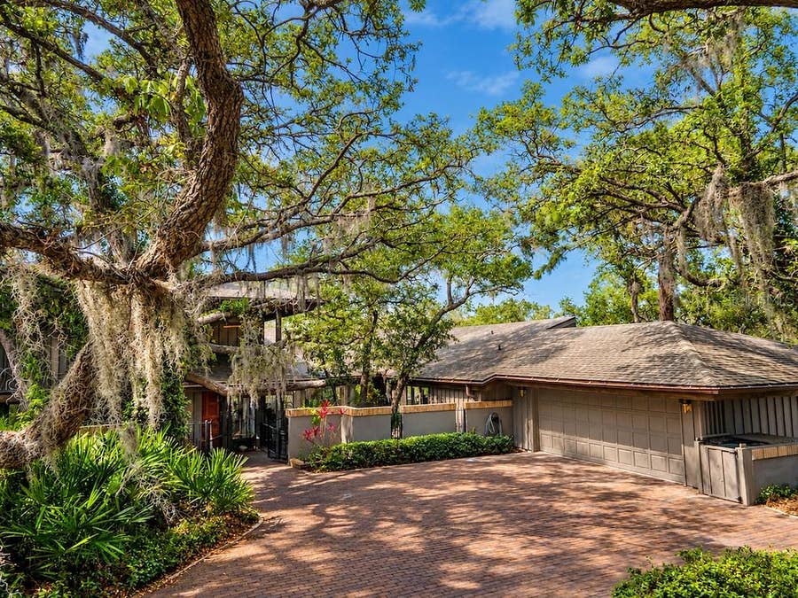 Property photo for 1296 WEYBRIDGE LANE, Dunedin, FL