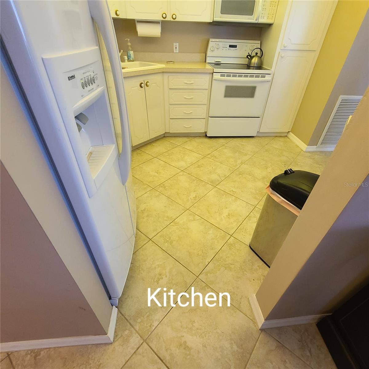 220 BUTTONWOOD CIRCLE, #220, Seminole, FL 33777 220 BUTTONWOOD CIRCLE, #220, Seminole, FL 33777