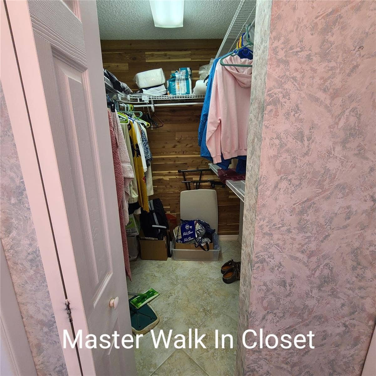 220 BUTTONWOOD CIRCLE, #220, Seminole, FL 33777 220 BUTTONWOOD CIRCLE, #220, Seminole, FL 33777