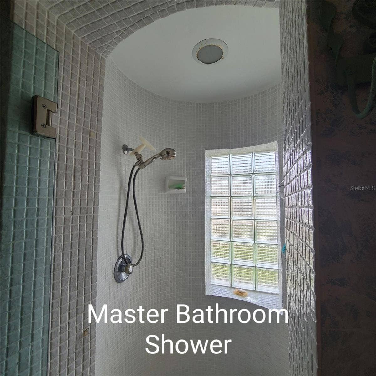 220 BUTTONWOOD CIRCLE, #220, Seminole, FL 33777 220 BUTTONWOOD CIRCLE, #220, Seminole, FL 33777