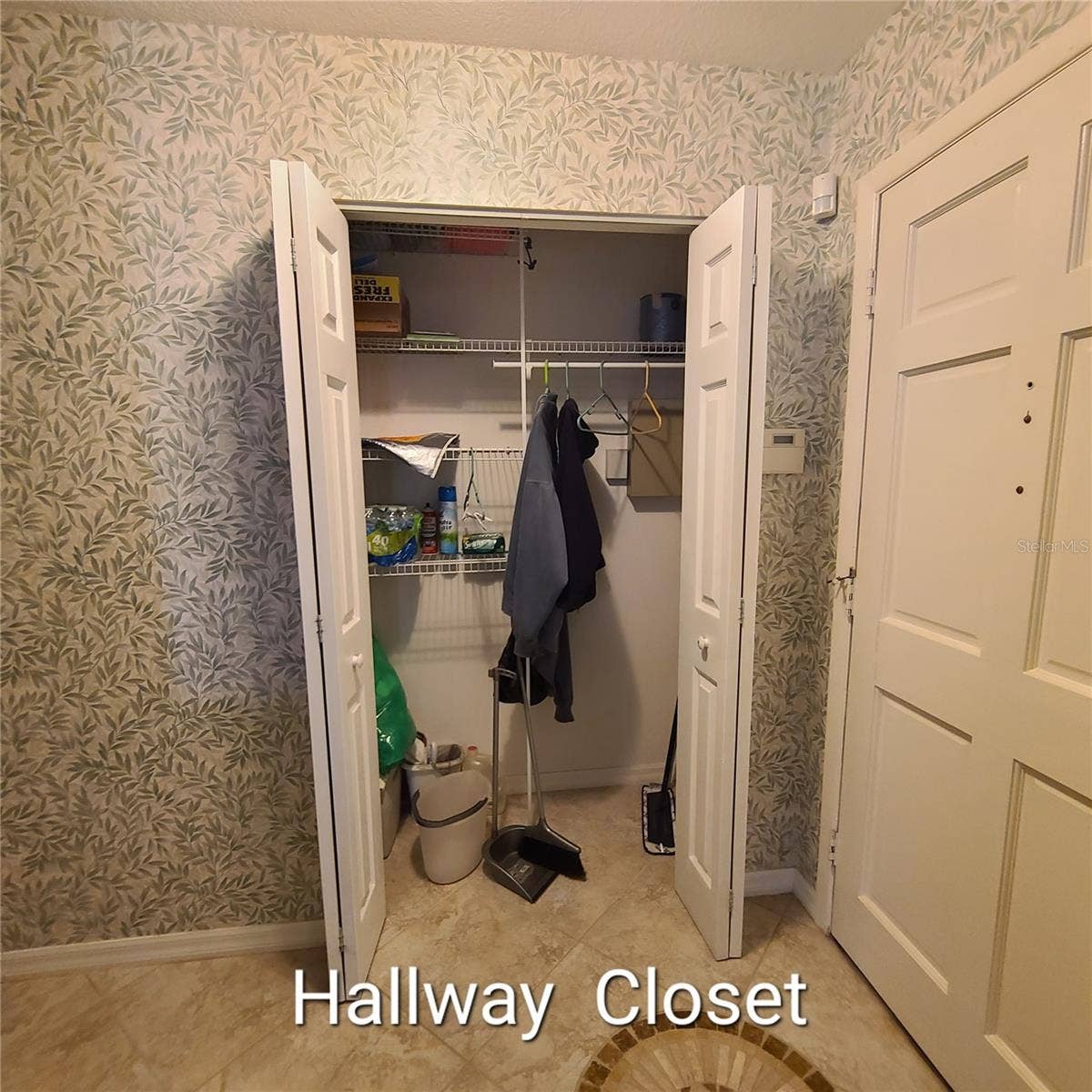 220 BUTTONWOOD CIRCLE, #220, Seminole, FL 33777 220 BUTTONWOOD CIRCLE, #220, Seminole, FL 33777