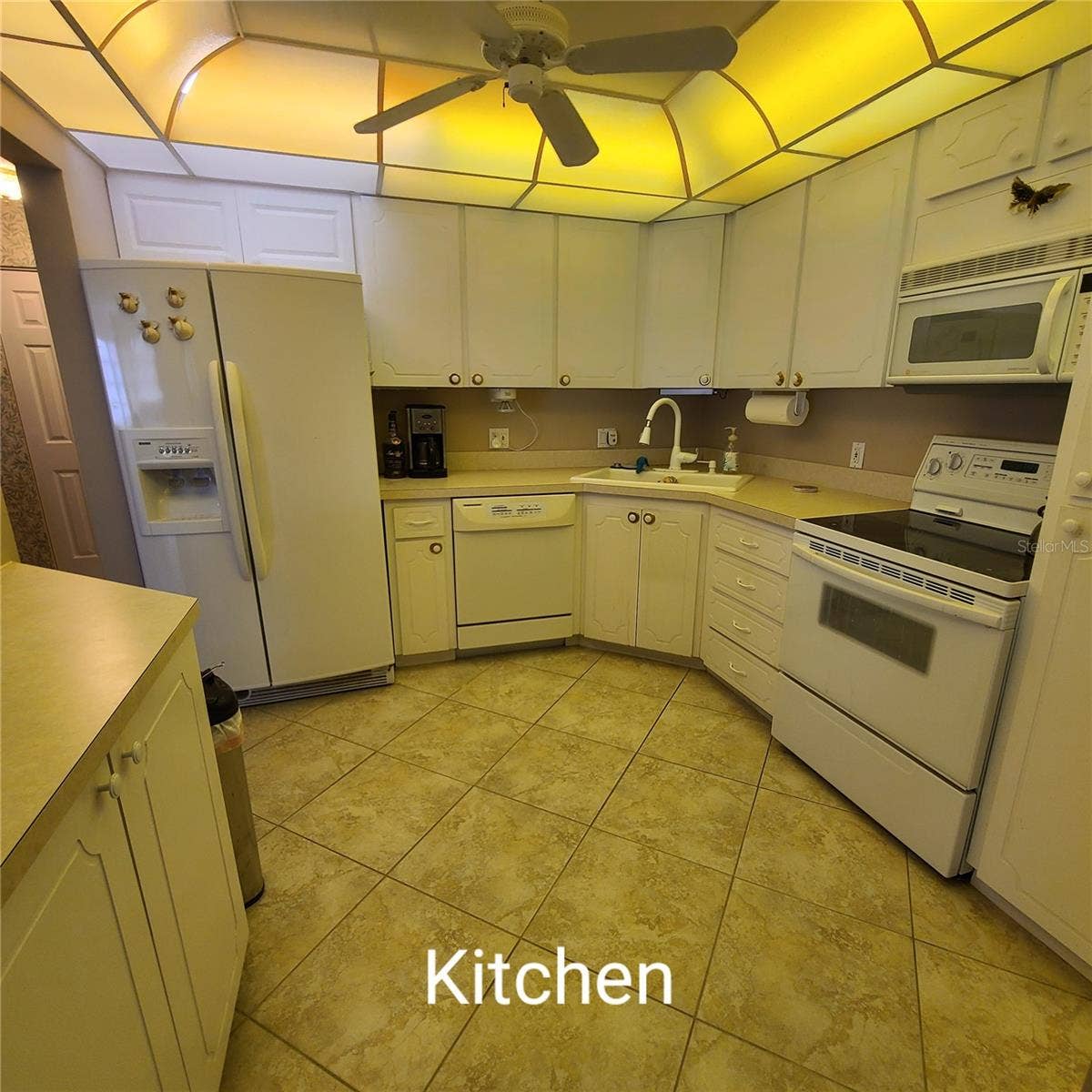 220 BUTTONWOOD CIRCLE, #220, Seminole, FL 33777 220 BUTTONWOOD CIRCLE, #220, Seminole, FL 33777
