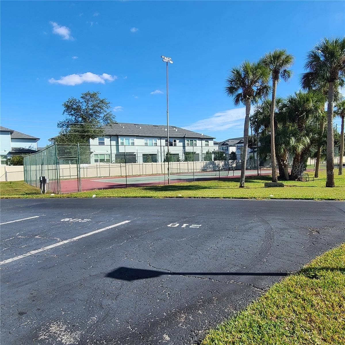 220 BUTTONWOOD CIRCLE, #220, Seminole, FL 33777 220 BUTTONWOOD CIRCLE, #220, Seminole, FL 33777
