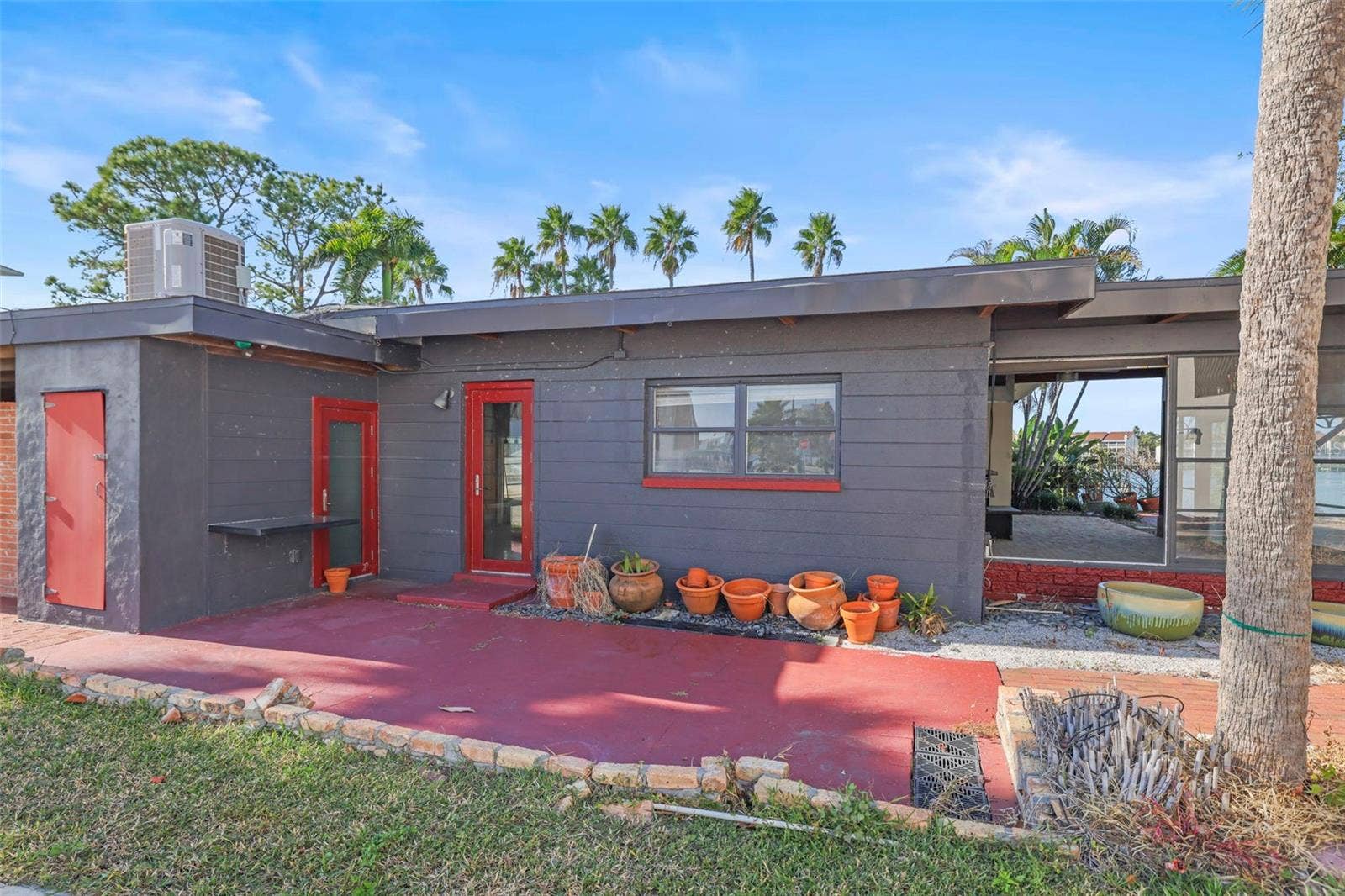 11921 LAGOON LANE, Treasure Island, FL 33706