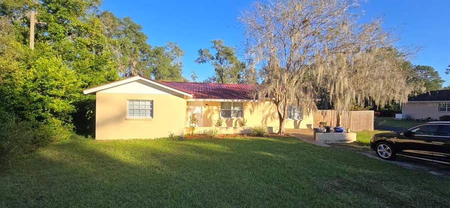 Property photo for 12546 ABBEY DRIVE, Dade City, FL