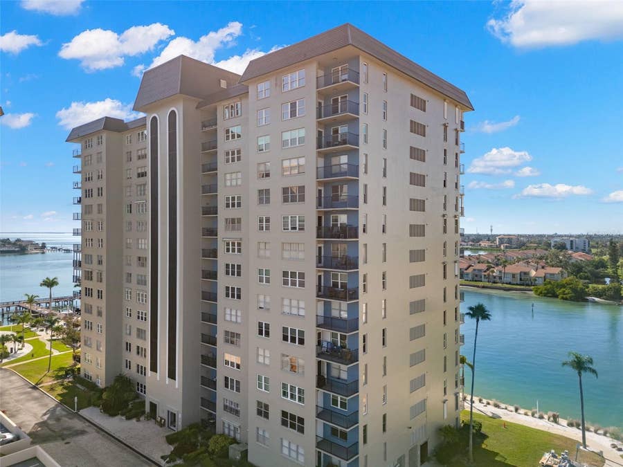 Property photo for 5220 BRITTANY DRIVE S, #1003, St Petersburg, FL