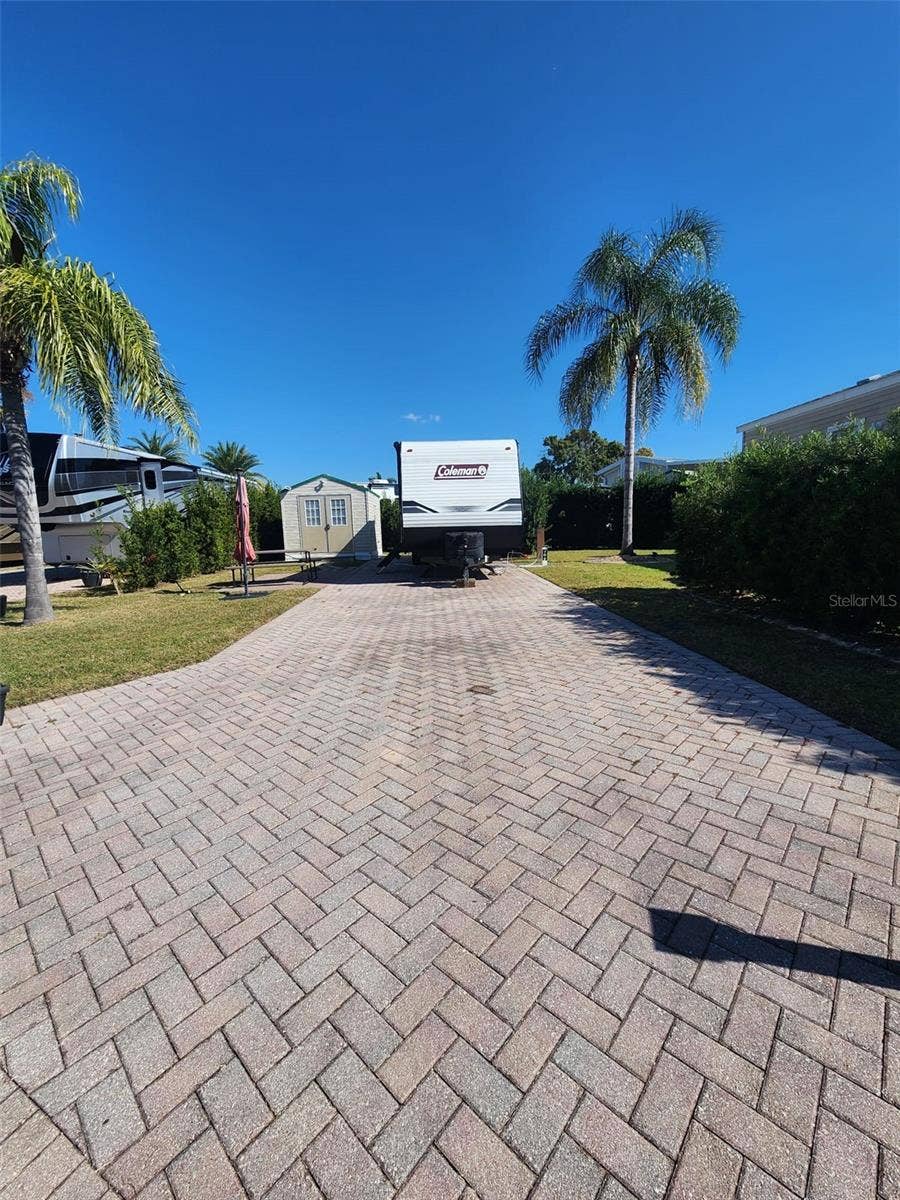 Property photo for 2418 LIMEWOOD AVENUE, #302, Clermont, FL