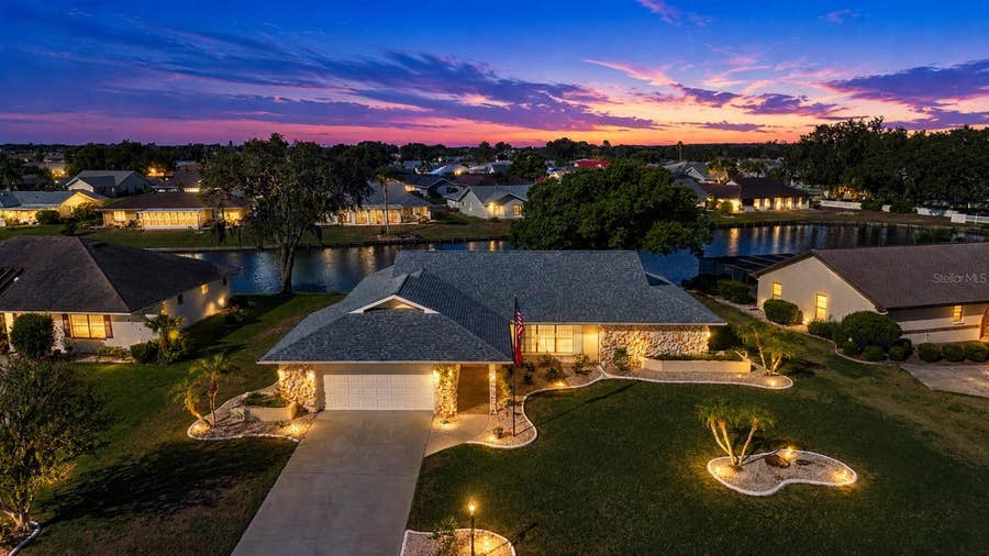 Property photo for 2016 E VIEW DRIVE, Sun City Center, FL