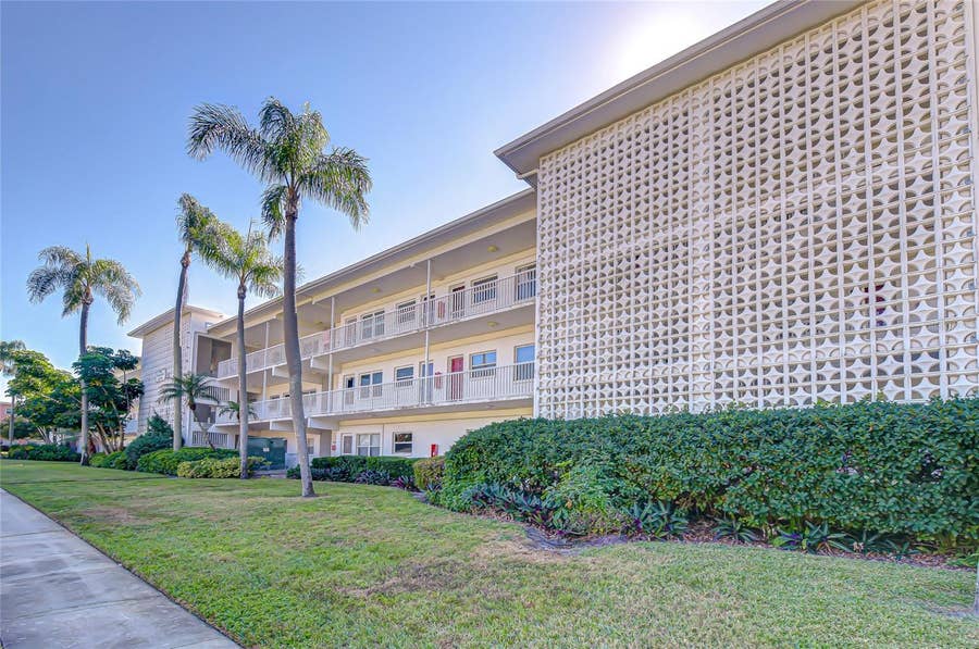 Property photo for 5150 10TH AVENUE N, #211, St Petersburg, FL