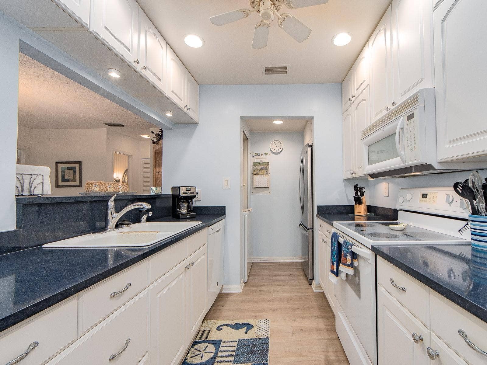 2900 GULF BOULEVARD, #307, Belleair Beach, FL 33786 2900 GULF BOULEVARD, #307, Belleair Beach, FL 33786