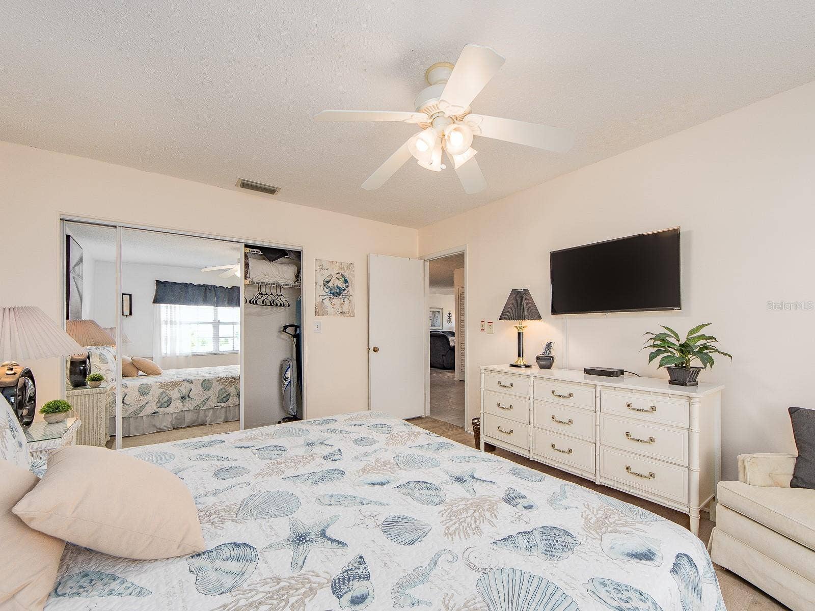 2900 GULF BOULEVARD, #307, Belleair Beach, FL 33786 2900 GULF BOULEVARD, #307, Belleair Beach, FL 33786