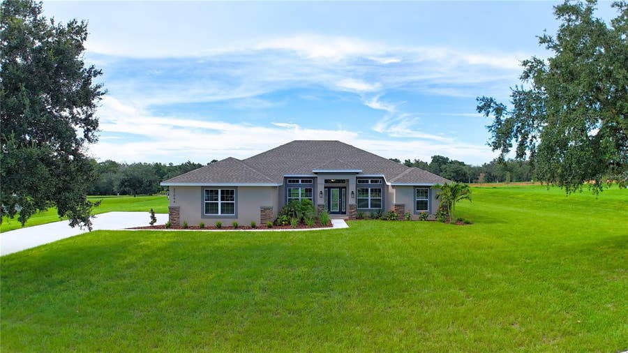Property photo for 37094 HIDDEN VIEW CIRCLE, Dade City, FL