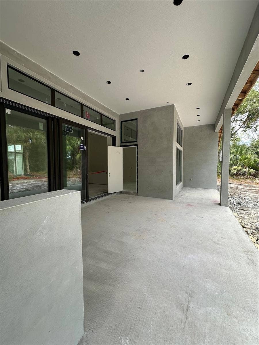 Covered Lanai
