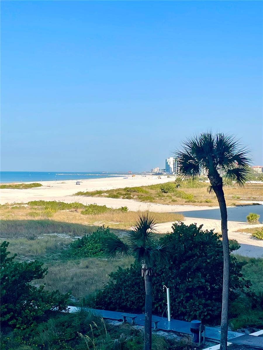 1290 GULF BOULEVARD, #302, Clearwater, FL 33767 1290 GULF BOULEVARD, #302, Clearwater, FL 33767