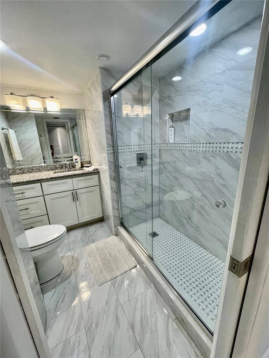 1290 GULF BOULEVARD, #302, Clearwater, FL 33767 1290 GULF BOULEVARD, #302, Clearwater, FL 33767