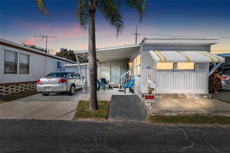 Property photo for 12766 SEMINOLE BOULEVARD, #10, Largo, FL