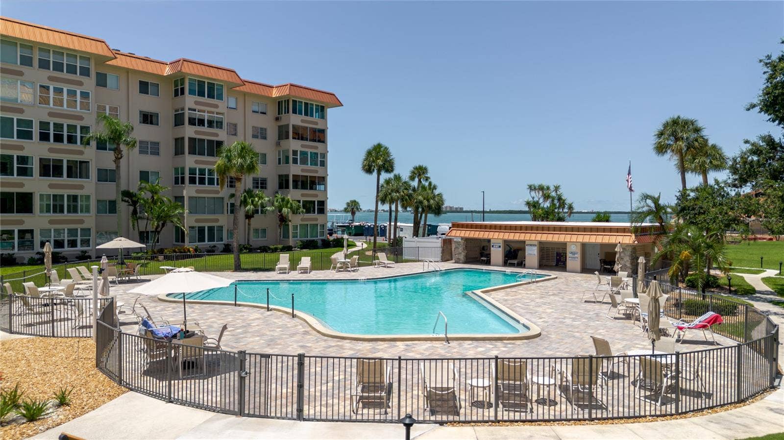 632 EDGEWATER DRIVE, #238, Dunedin, FL 34698