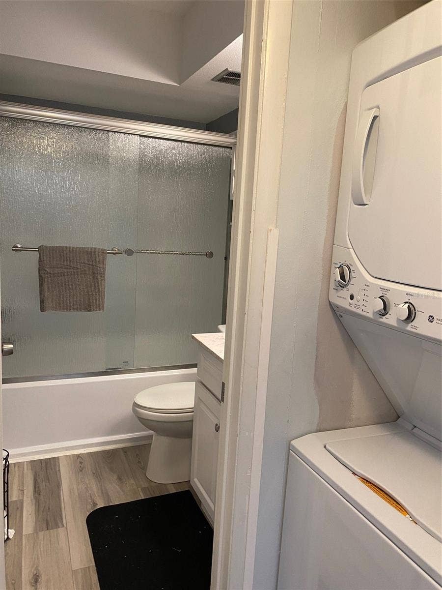 2209 BELLEAIR ROAD, #C21, Clearwater, FL 33764 2209 BELLEAIR ROAD, #C21, Clearwater, FL 33764