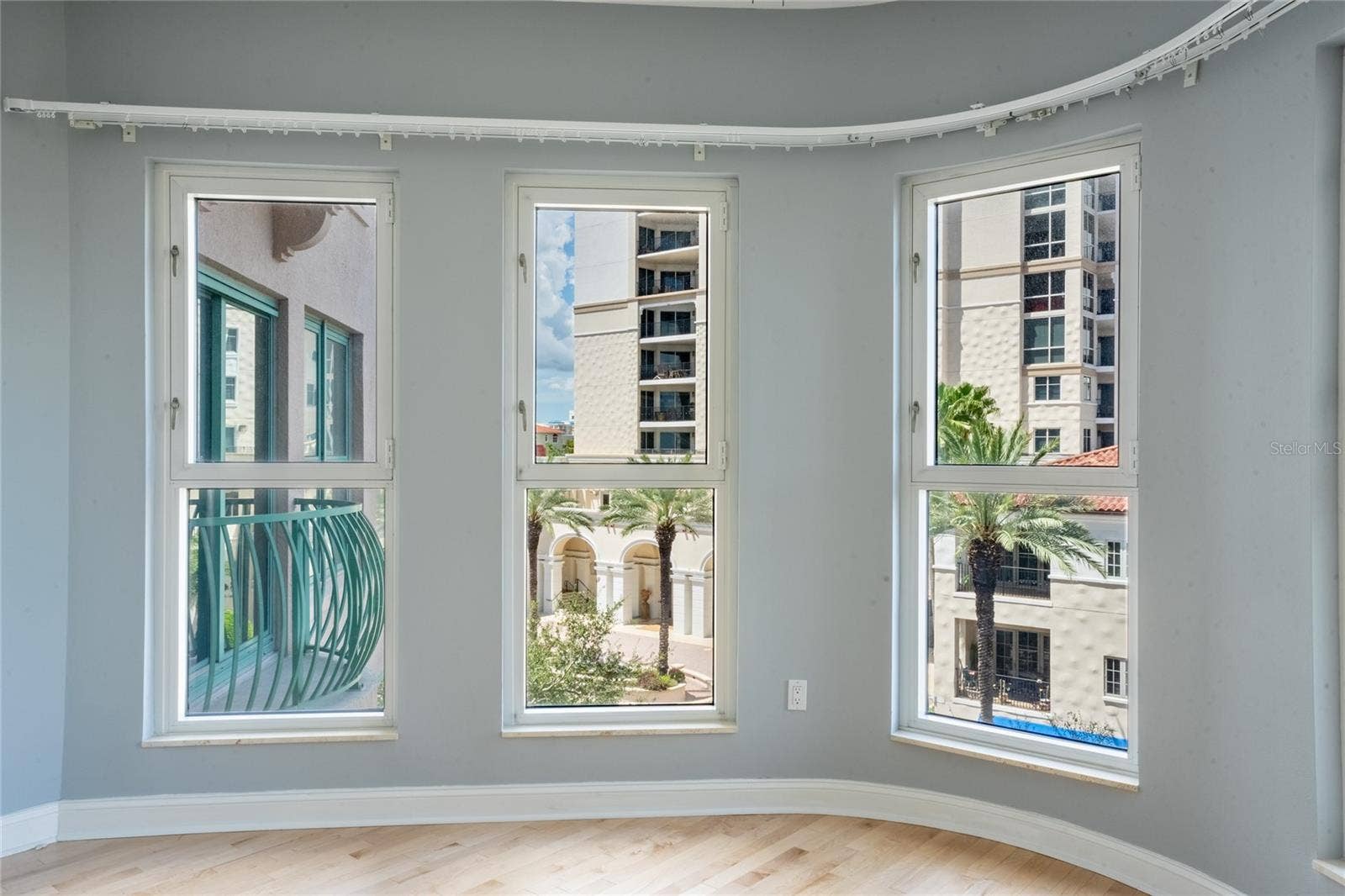 288 BEACH DRIVE NE, #4B, St Petersburg, FL 33701 Primary Bedroom