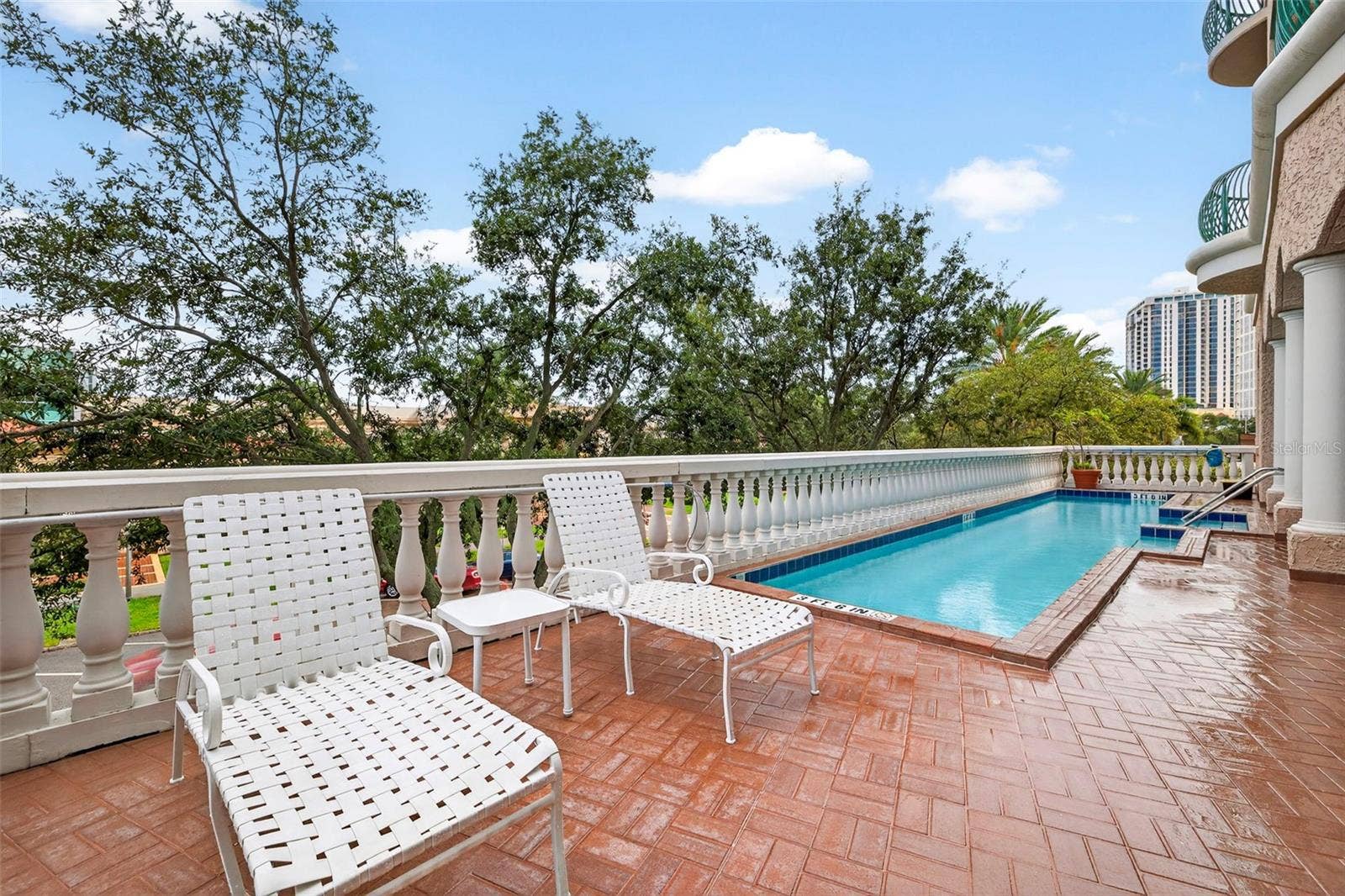 288 BEACH DRIVE NE, #4B, St Petersburg, FL 33701 Pool