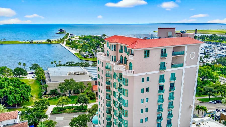 Property photo for 288 BEACH DRIVE NE, #4B, St Petersburg, FL