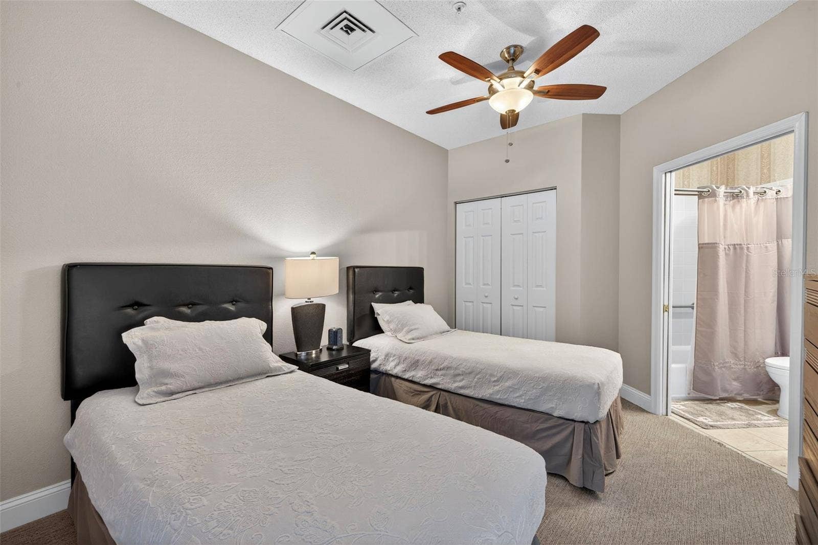 288 BEACH DRIVE NE, #4B, St Petersburg, FL 33701 Rental 2 Bedroom Suite