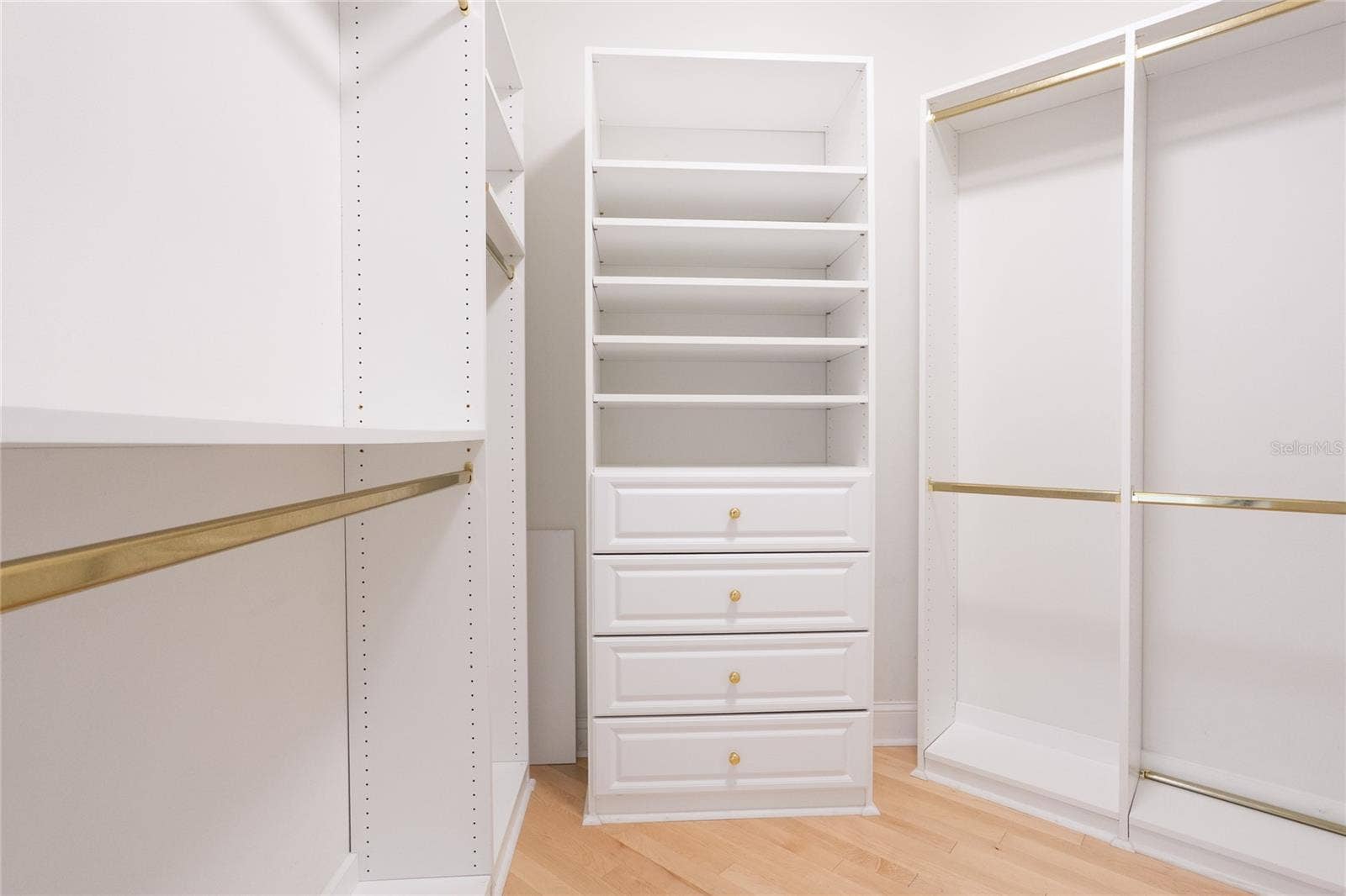 288 BEACH DRIVE NE, #4B, St Petersburg, FL 33701 Walk-in Closet
