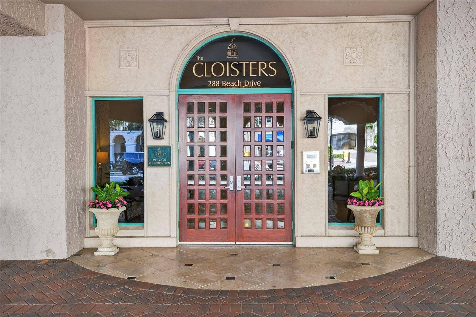 288 BEACH DRIVE NE, #4B, St Petersburg, FL 33701 Front - Cloisters on Beach Drive