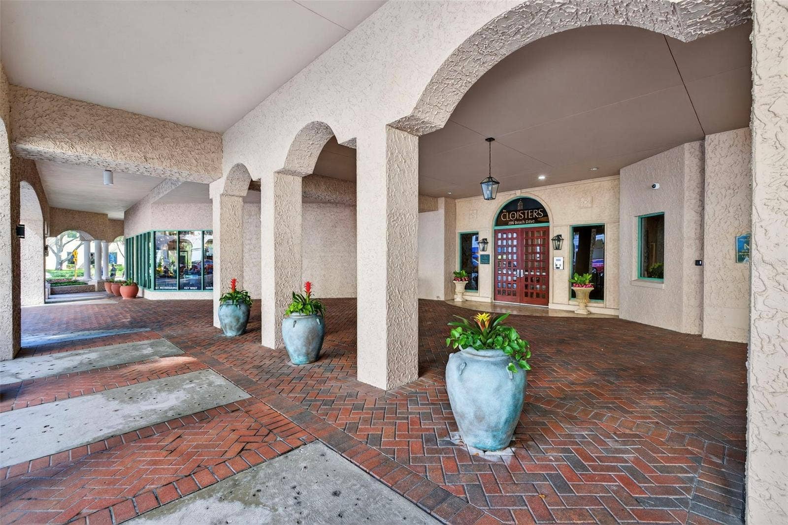 288 BEACH DRIVE NE, #4B, St Petersburg, FL 33701 Front - Cloisters on Beach Drive