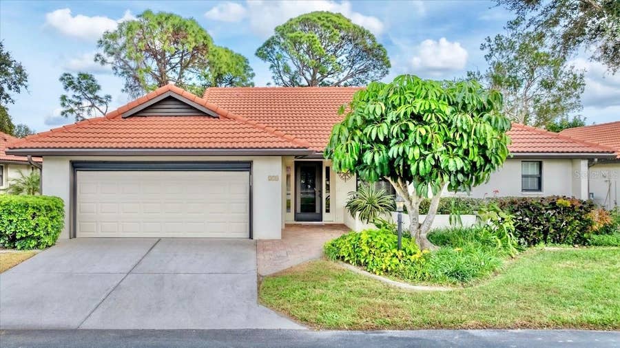 Property photo for 270 LAUREL HOLLOW DRIVE, #34, Nokomis, FL