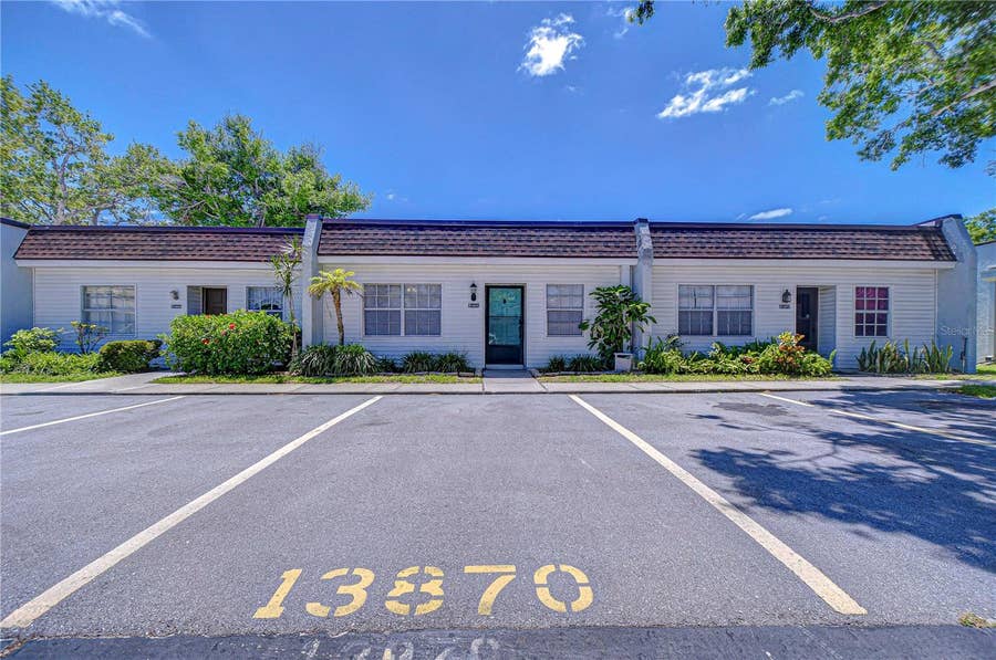 Property photo for 13870 OAKWOOD LANE, Seminole, FL
