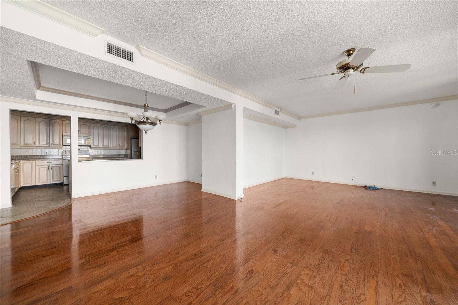 1501 GULF BOULEVARD, #604, Clearwater Beach, FL 33767 1501 GULF BOULEVARD, #604, Clearwater Beach, FL 33767